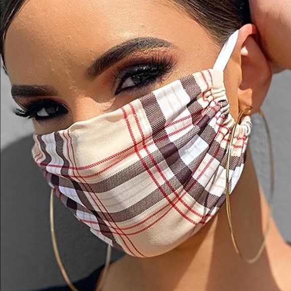 Face Masks ✨ - Picture 3 of 3